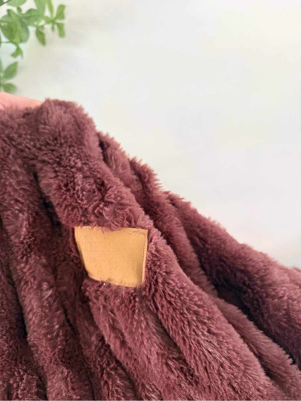 Medium Lola Blanket - Chris Loves Julia Collaboration - Picture 4 of 6